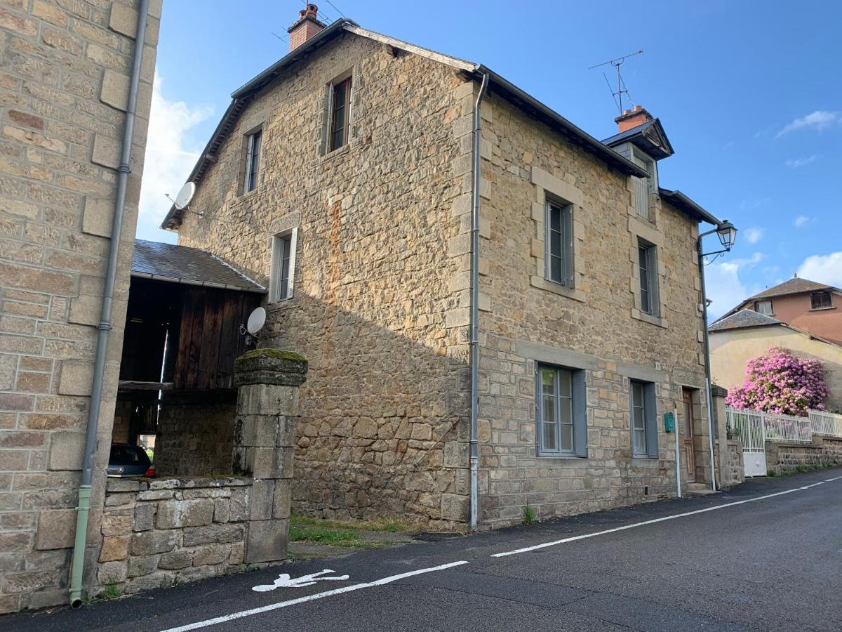 Treignac Tourelles Apartman Kültér fotó