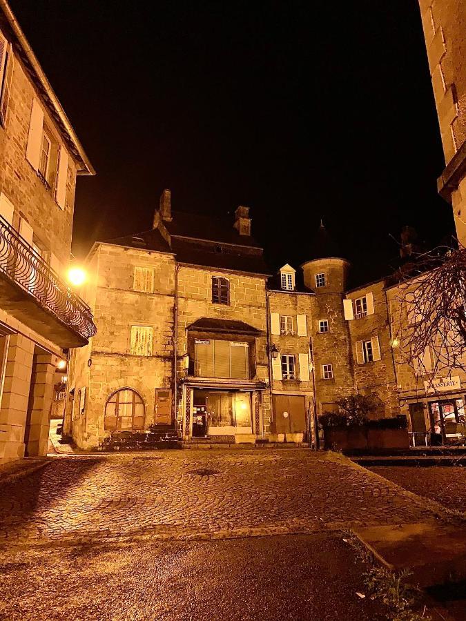 Treignac Tourelles Apartman Kültér fotó